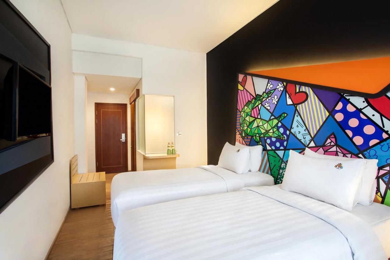 Maxonehotels.Com At Tidar Surabaya Exterior foto